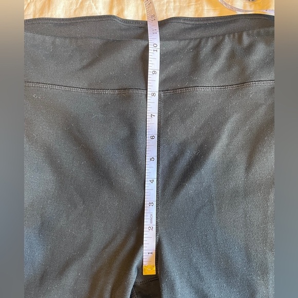 Women’s Columbia Cropped Leggings - Picture 4 of 10